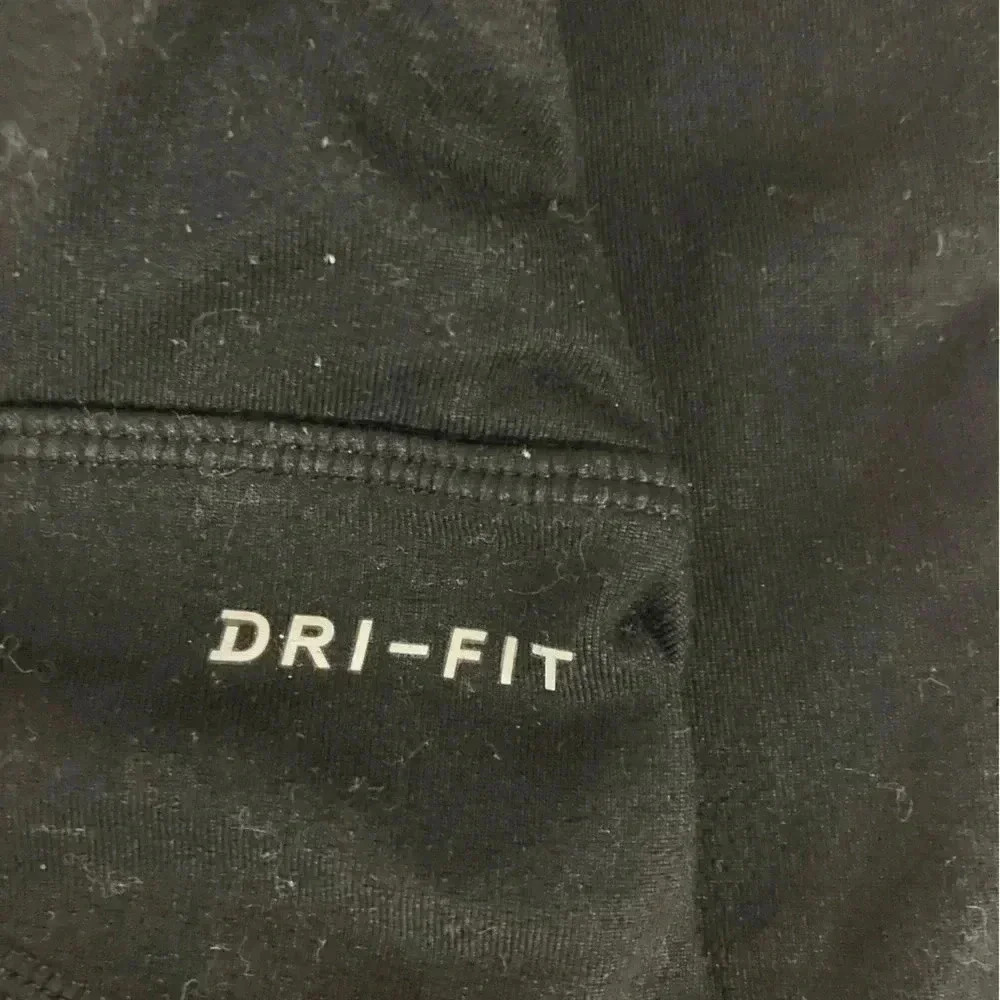 Nike capris‎ - Picture 5 of 9
